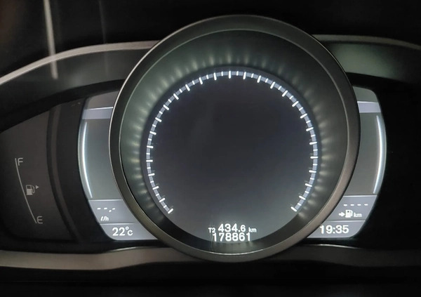 Volvo V60 cena 37900 przebieg: 178500, rok produkcji 2015 z Wągrowiec małe 79
